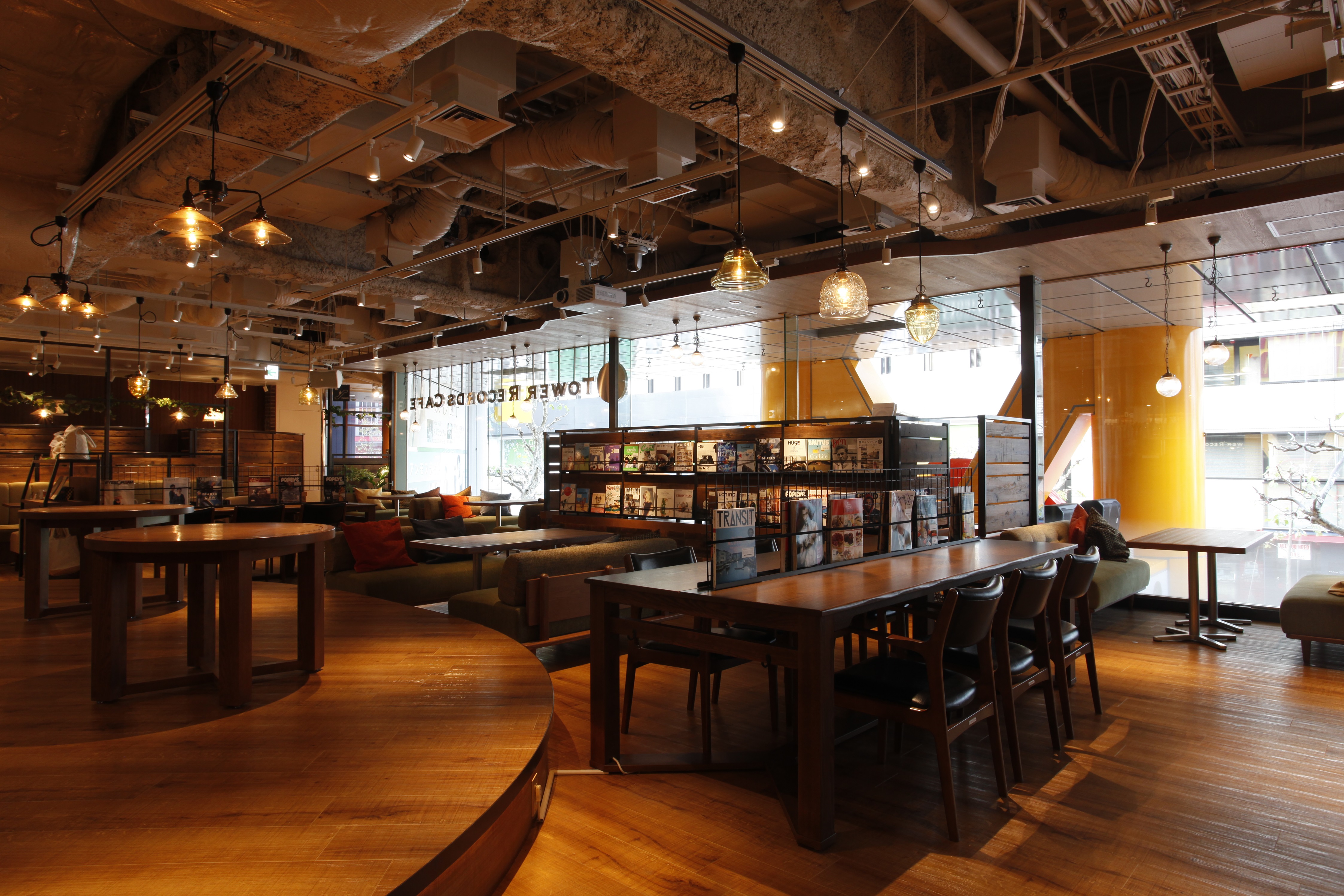 CAFE渋谷店 店内