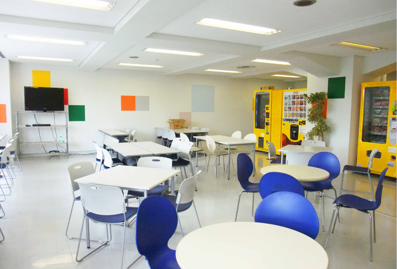 TRトレードセンター(平和島) 商品ストックエリア